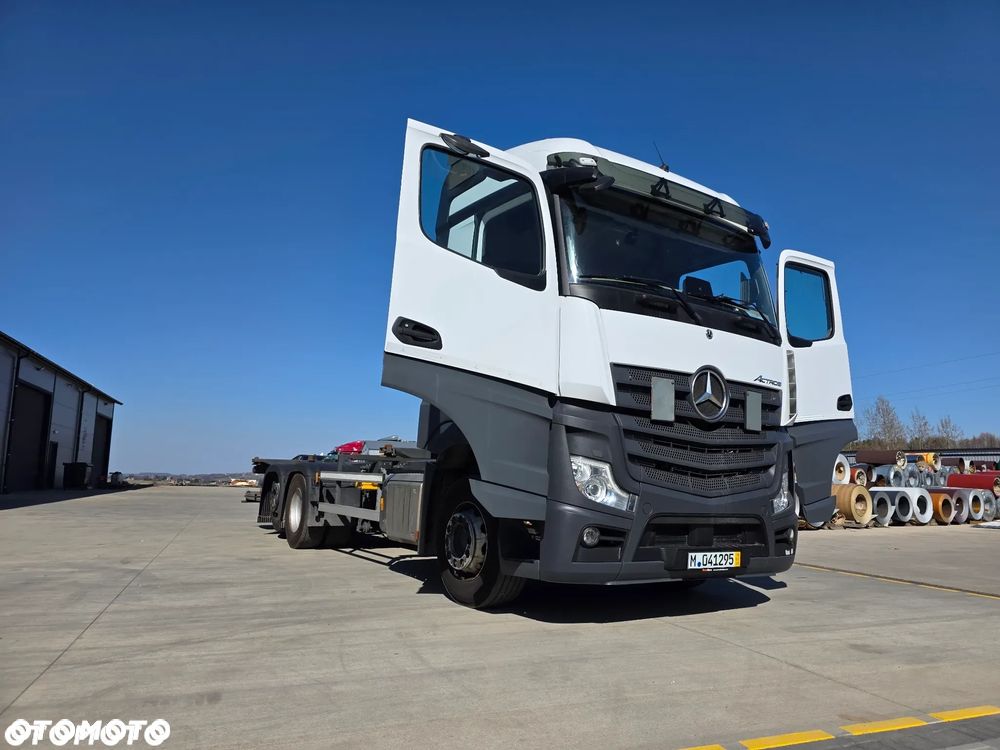 Mercedes-Benz ACTROS - 2