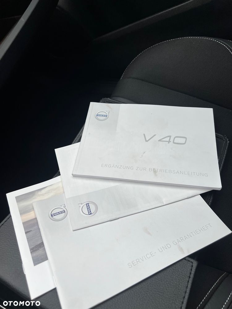 Volvo V40 D2 Drive-E Momentum - 35
