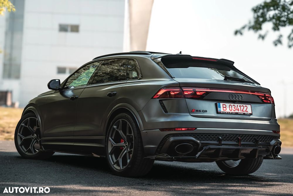 Audi Q8 - 33