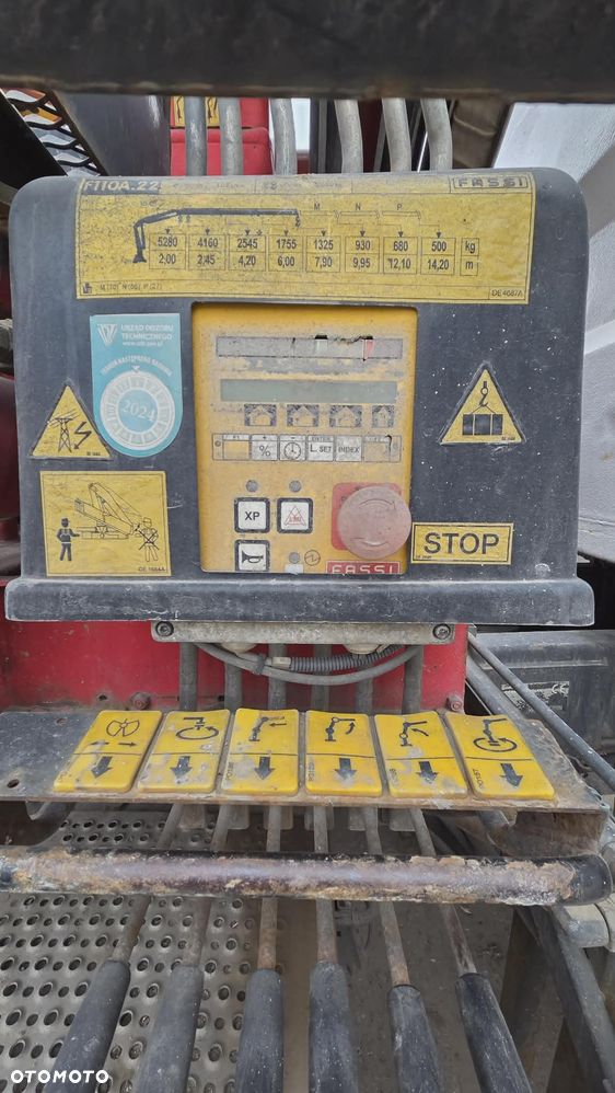 Mercedes-Benz AXOR - 14