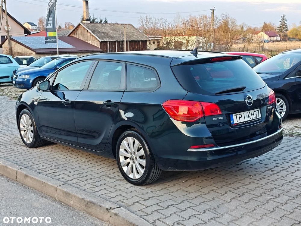 Opel Astra 1.4 T Cosmo - 6