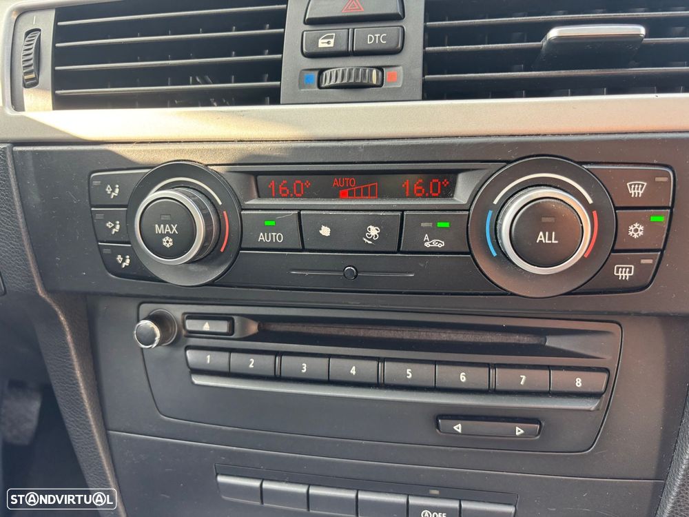 BMW 318 d Touring Navigation - 26