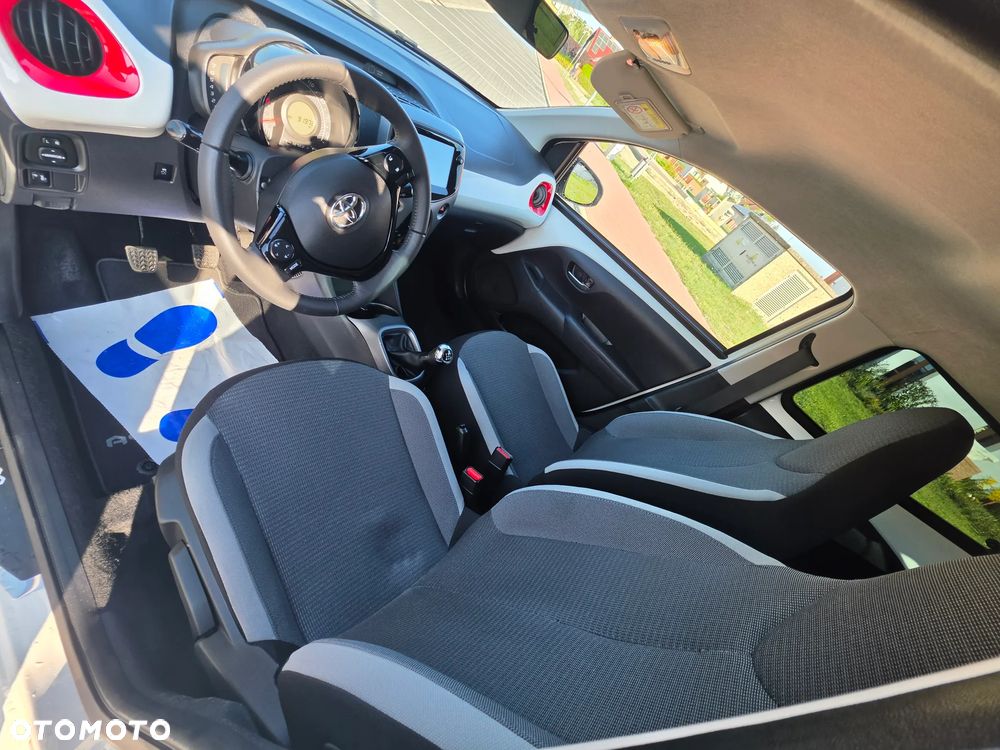 Toyota Aygo x-style - 12