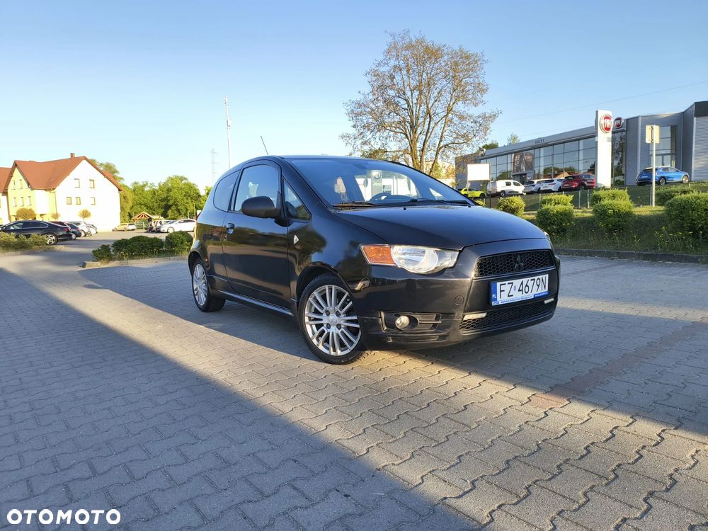 Mitsubishi Colt 1.1 - 3