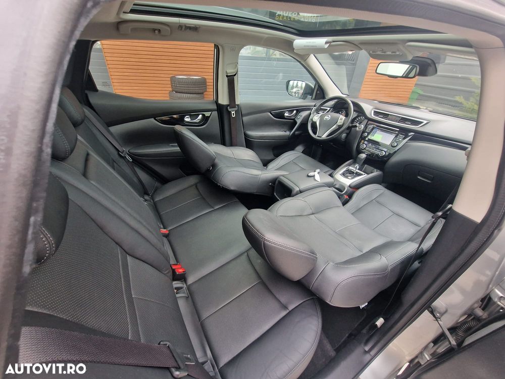 Nissan Qashqai 1.6 DCI Xtronic TEKNA - 11