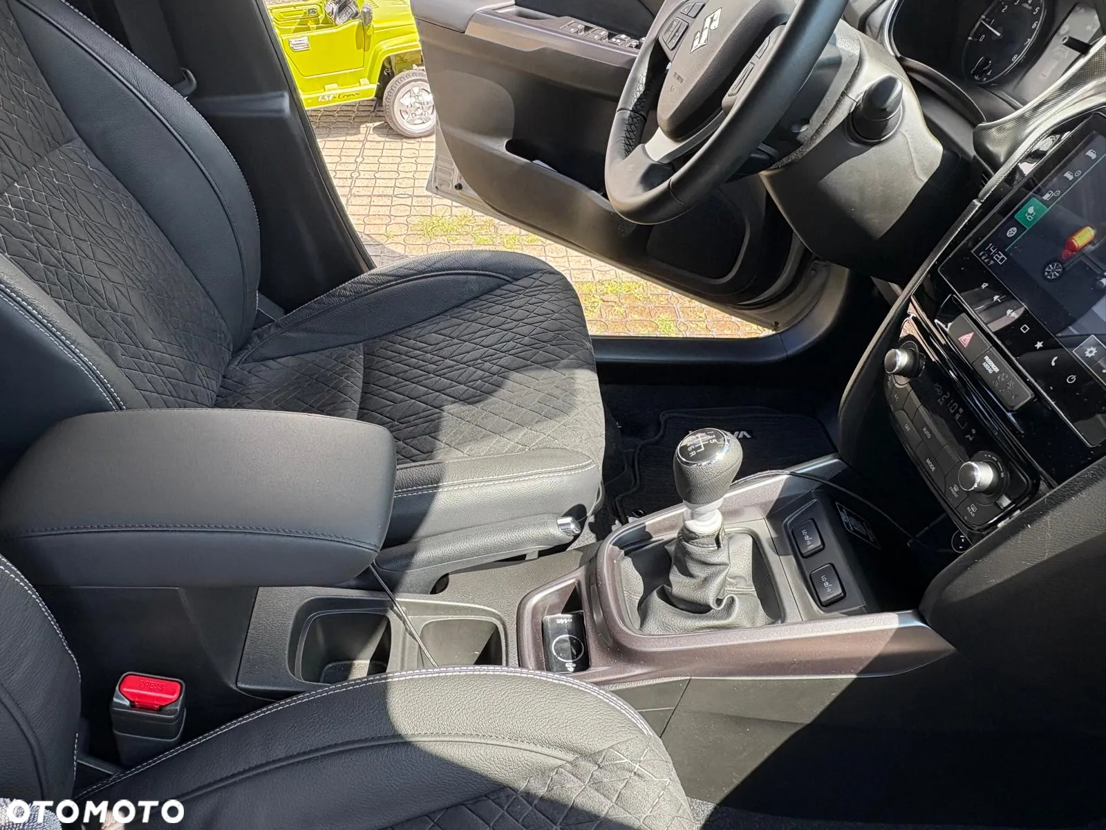 Suzuki Vitara 1.4 Boosterjet mHEV Elegance 2WD - 21