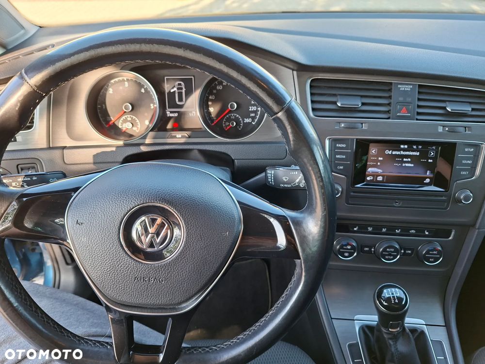 Volkswagen Golf 1.6 TDI Comfortline - 5