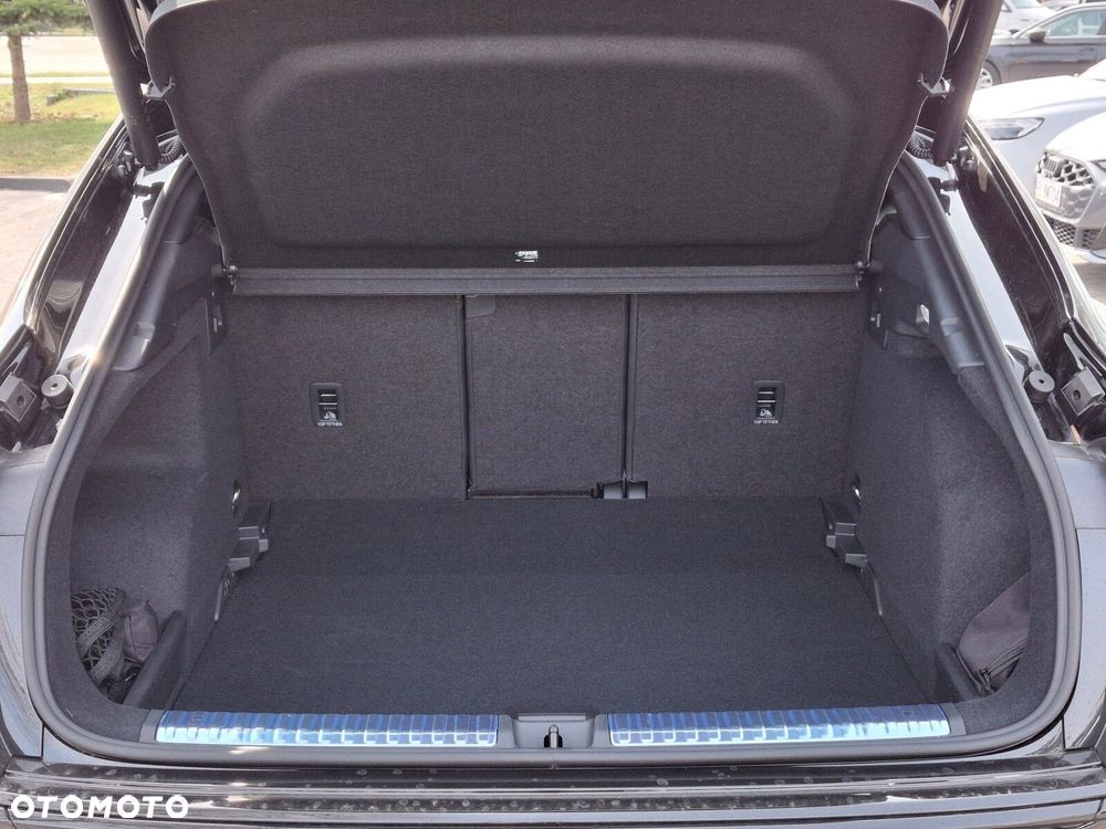 Audi Q3 Sportback - 6