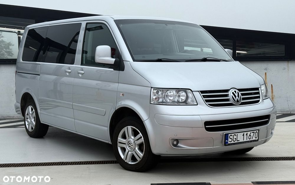 Volkswagen Multivan - 7