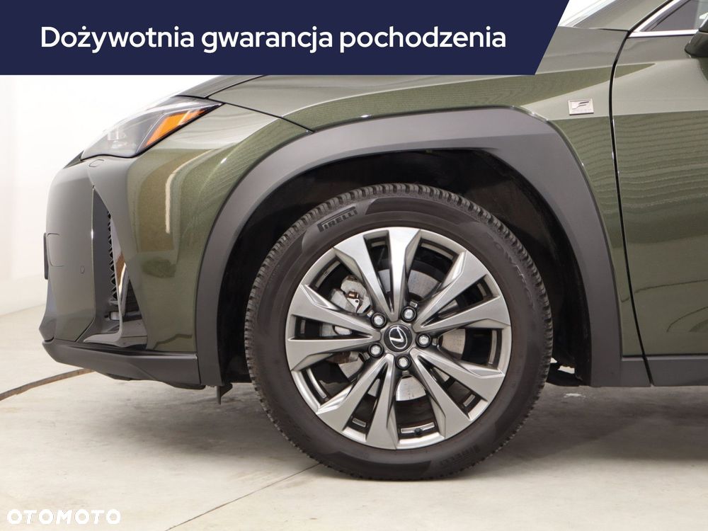 Lexus UX - 17