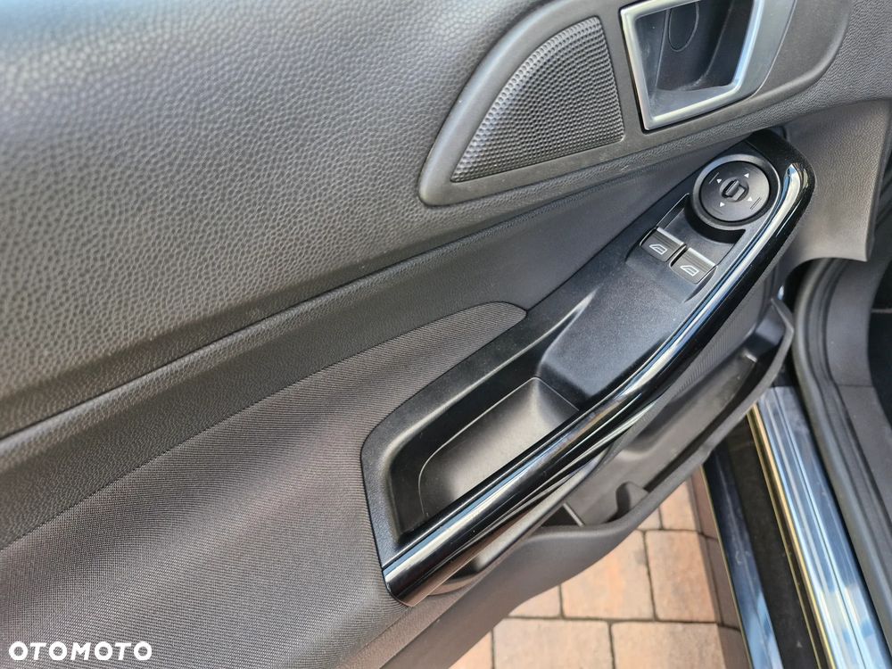 Ford Fiesta 1.0 EcoBoost STart-Stop ST-LINE - 20