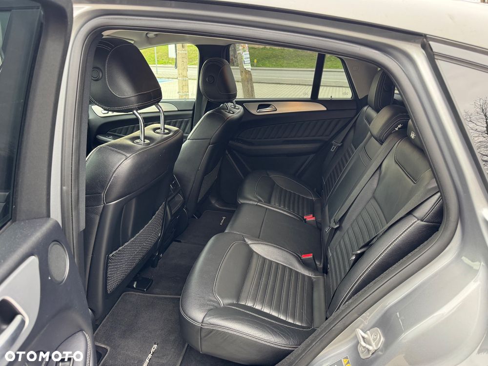 Mercedes-Benz GLE 350 d 4Matic 9G-TRONIC AMG Line - 10
