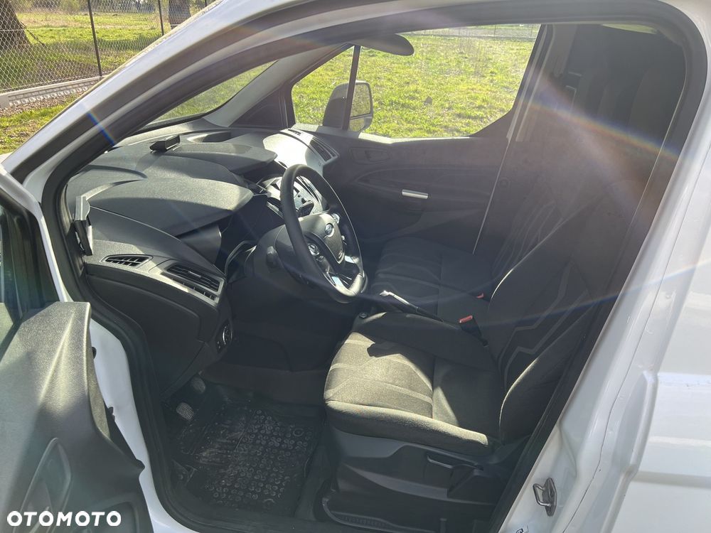 Ford Transit Connect - 20