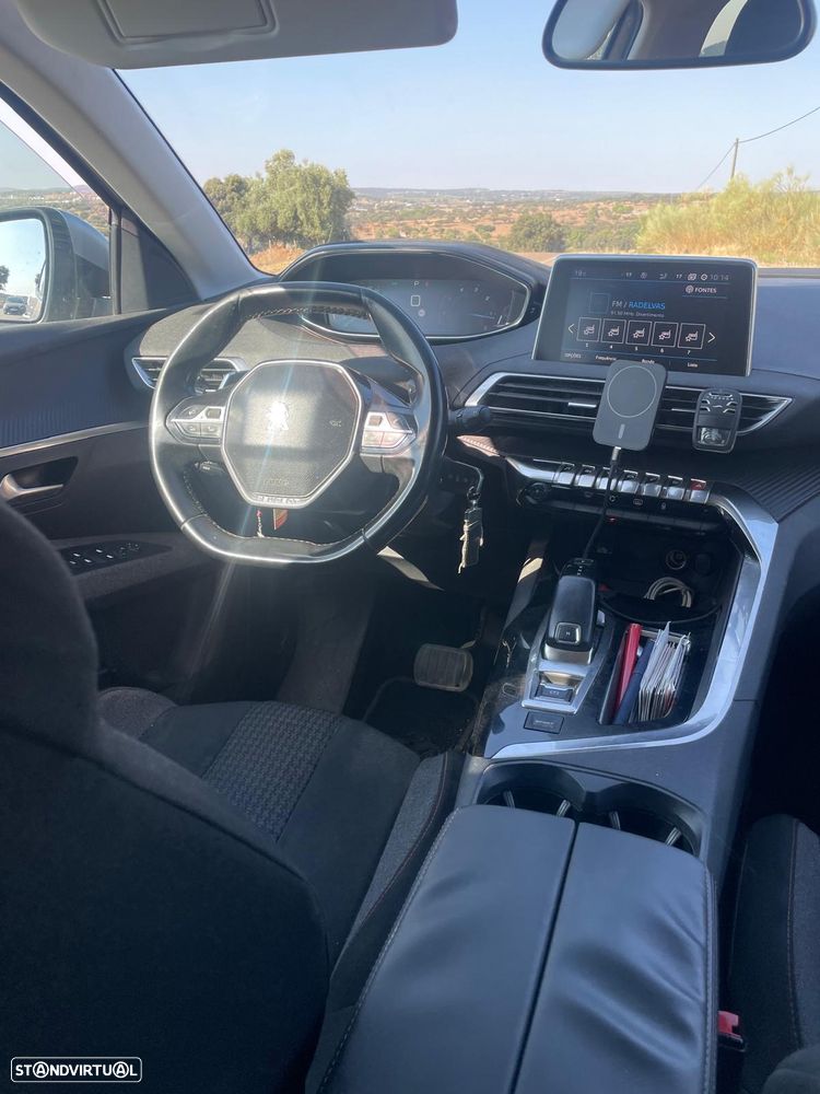 Peugeot 3008 2017 photo 5