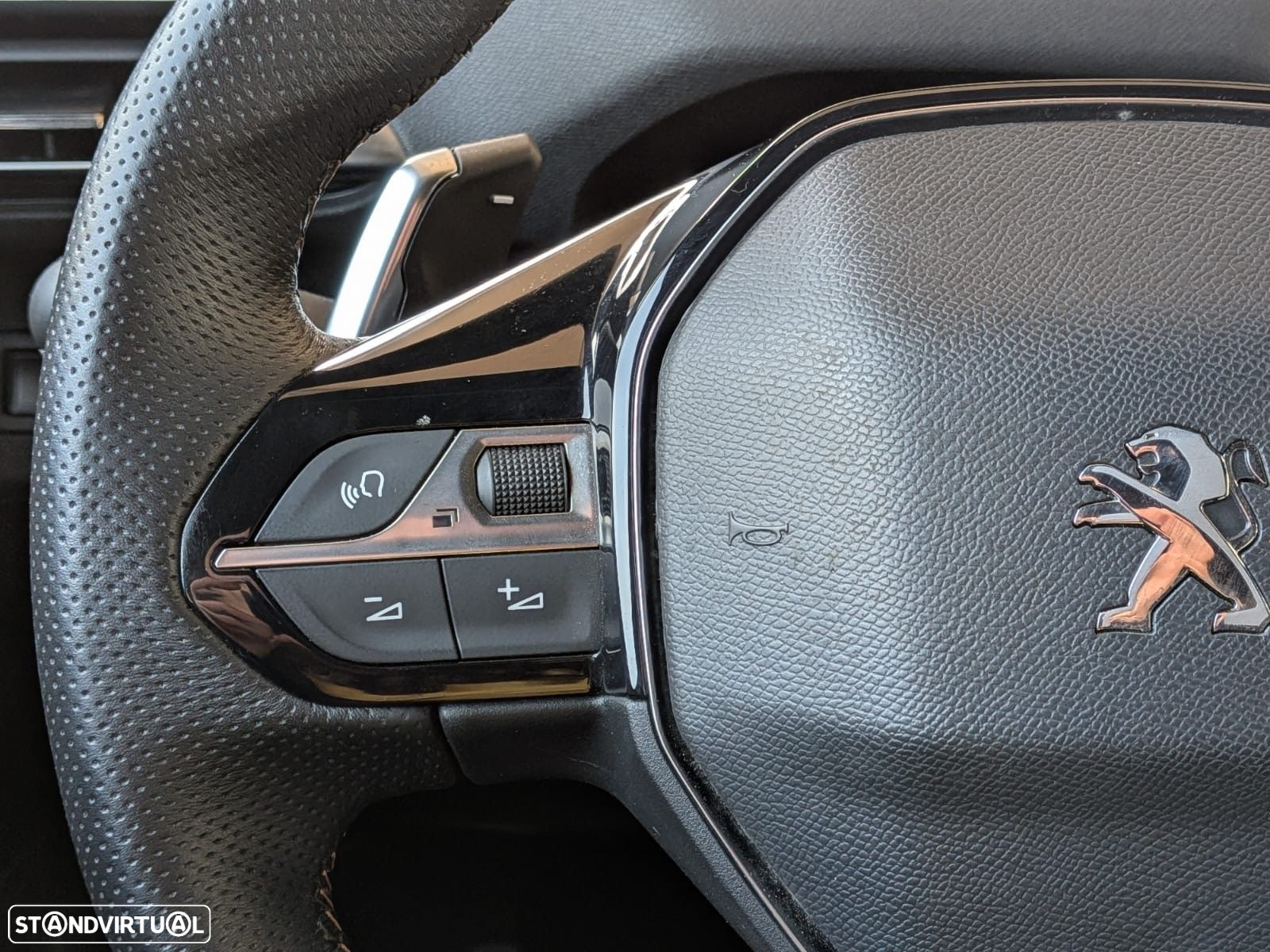 Peugeot 5008 1.5 BlueHDi Allure Pack EAT8 - 19