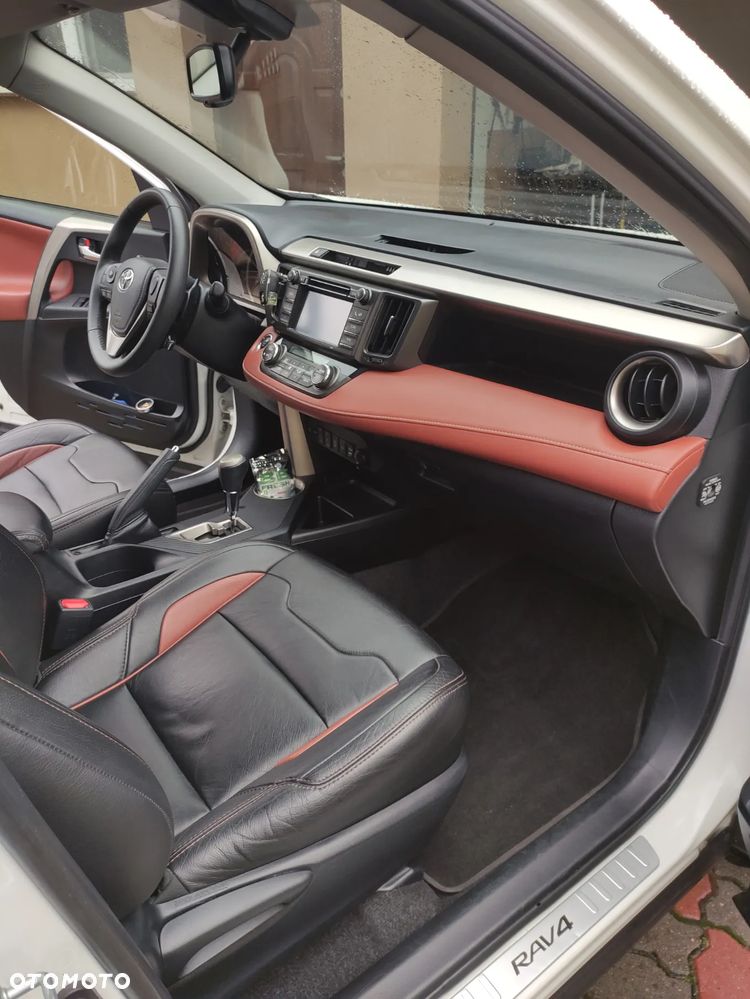 Toyota RAV4 2.0 Prestige MS EU6 - 23