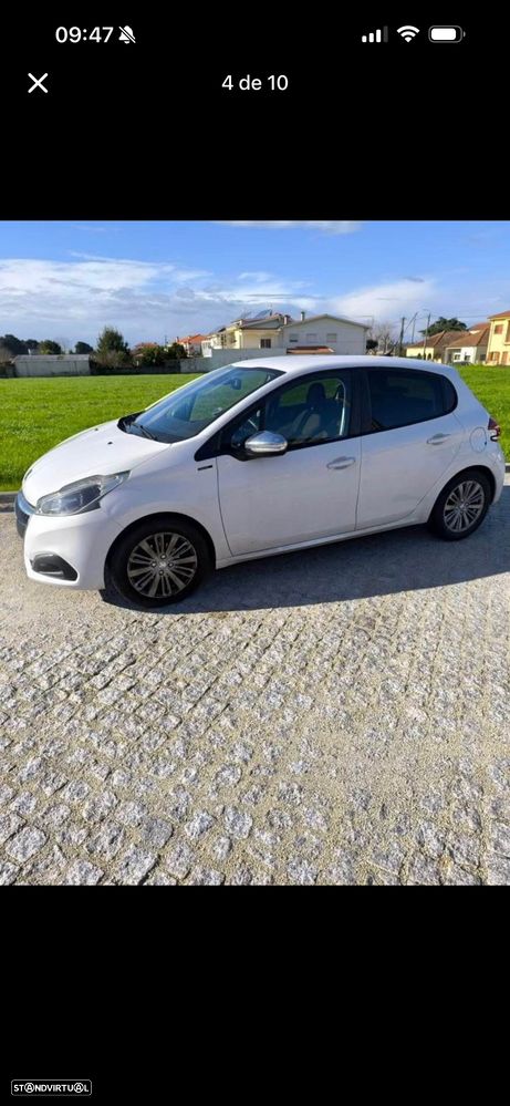 Peugeot 208 - 3