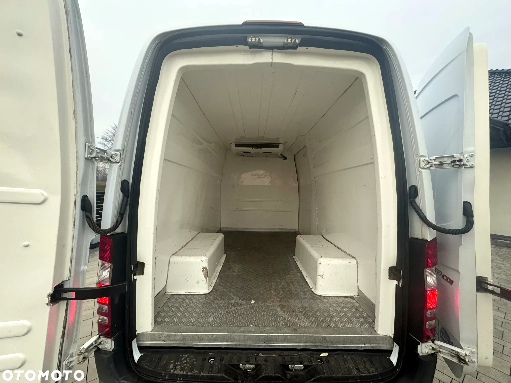 Mercedes-Benz SPRINTER  3.0 V6 519 CHŁODNIA - 11