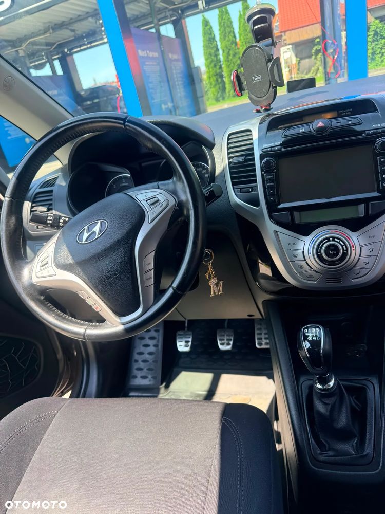 Hyundai ix20 - 15