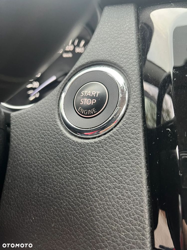 Nissan Qashqai 1.3 DIG-T TEKNA - 33