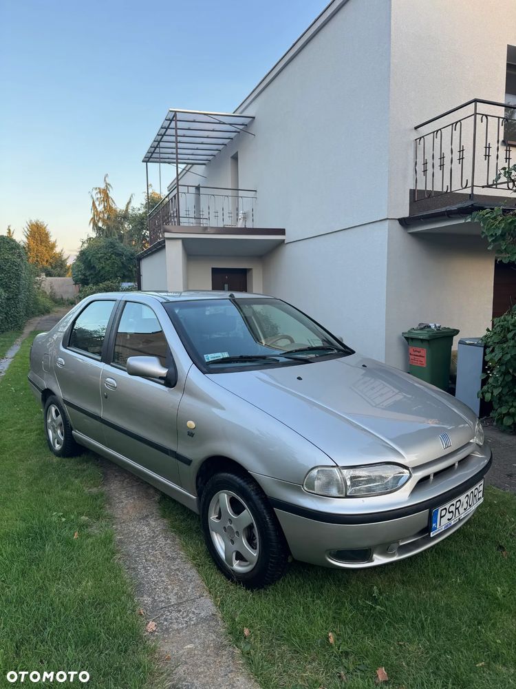 Fiat Siena - 1
