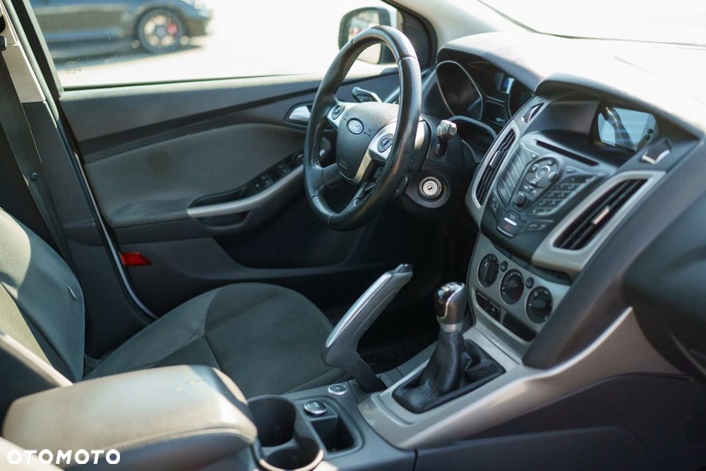 Ford Focus - 11