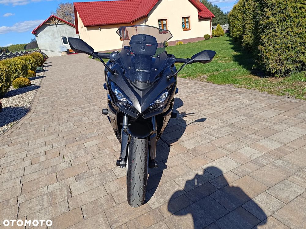 Kawasaki Ninja 1000 SX - 2