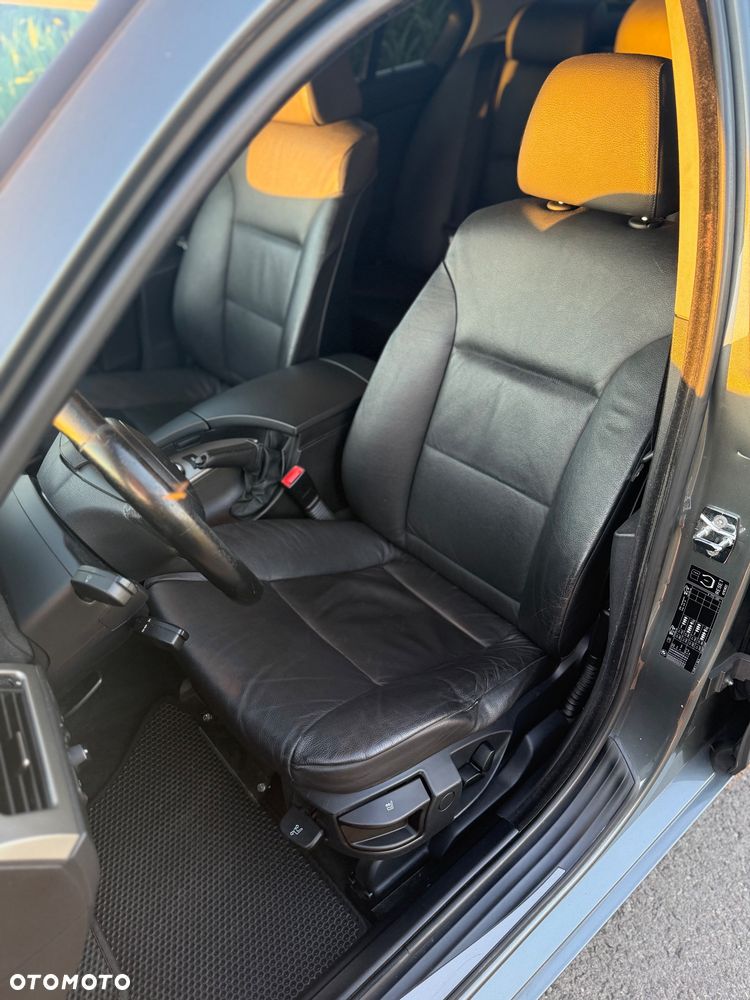 BMW Seria 5 - 25