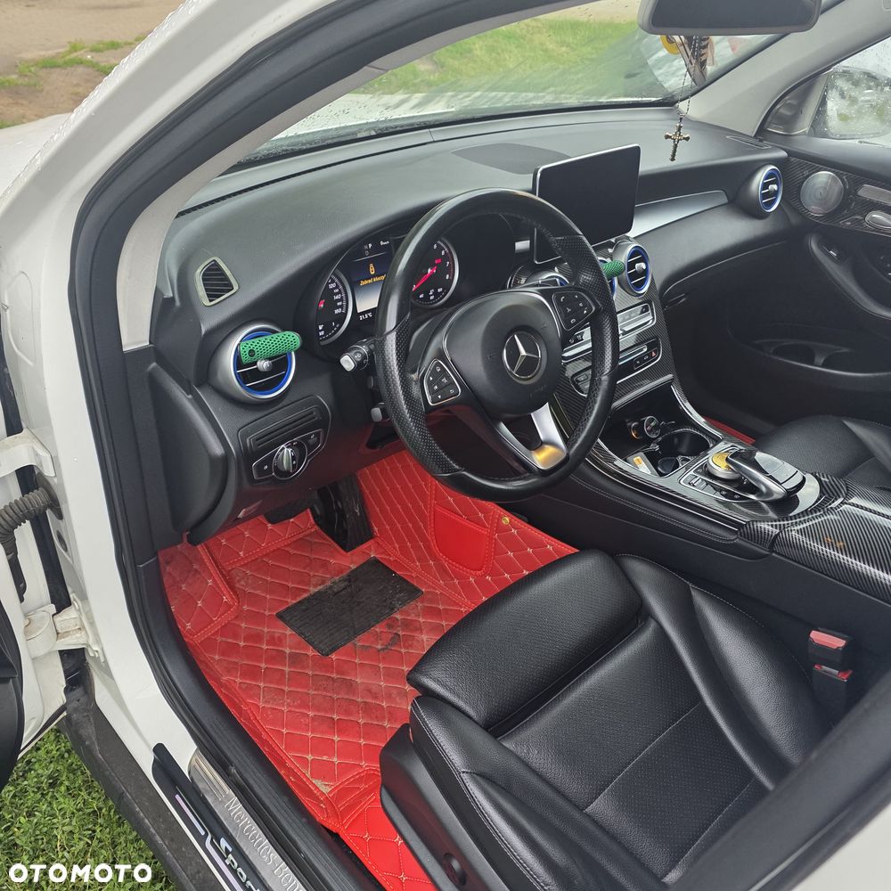 Mercedes-Benz GLC 300 4-Matic - 1