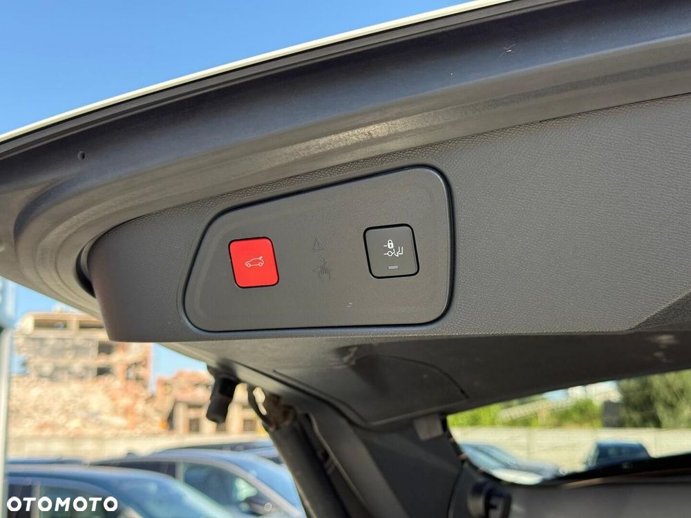 Peugeot 3008 - 31