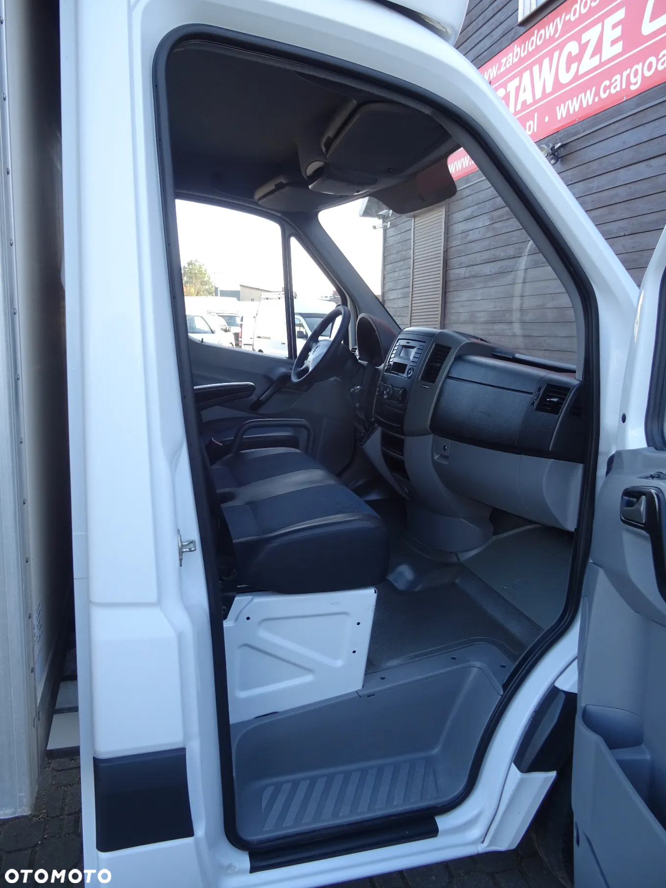 Mercedes-Benz SPRINTER - 12