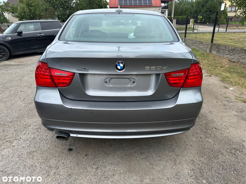 BMW Seria 3 320d DPF - 6