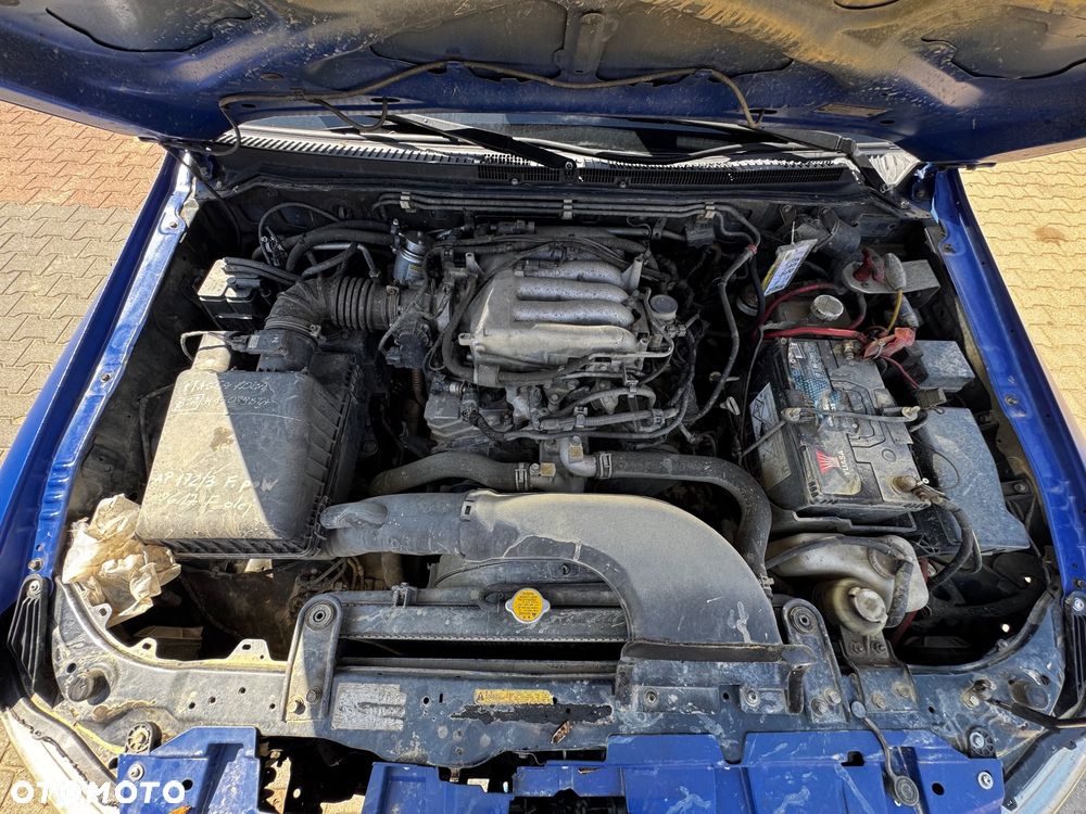 Mitsubishi Pajero - 8