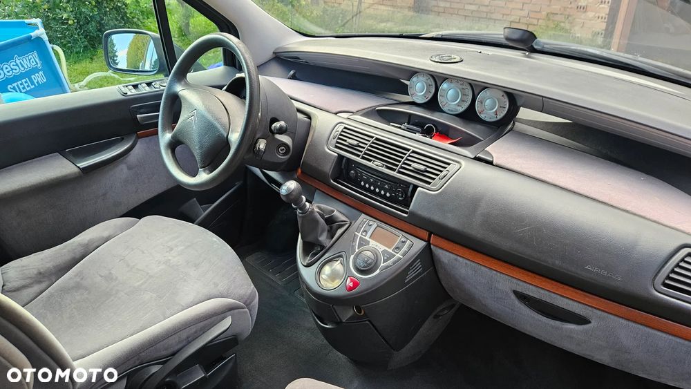 Citroën C8 - 7