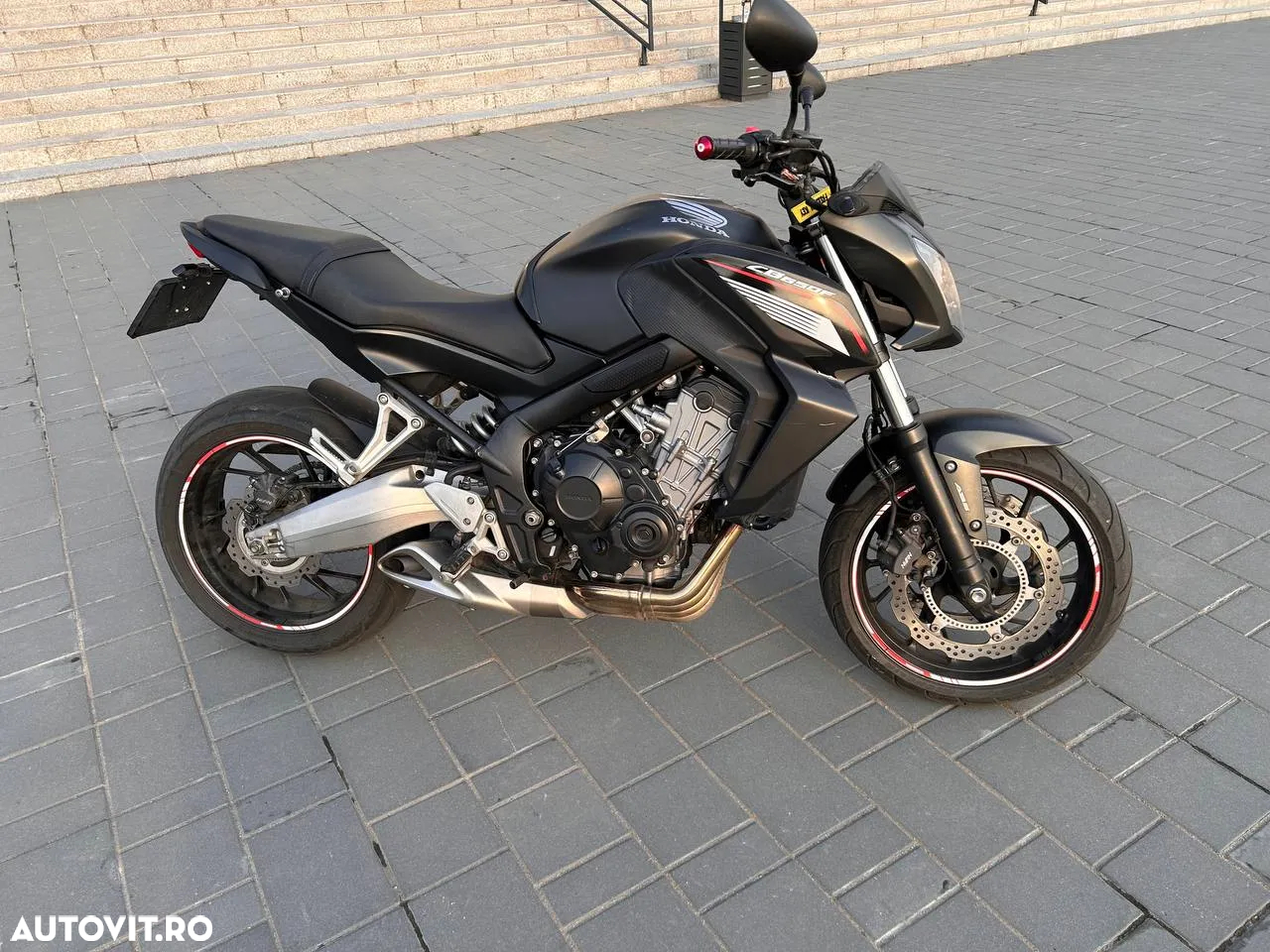 Honda CB 650R - 2