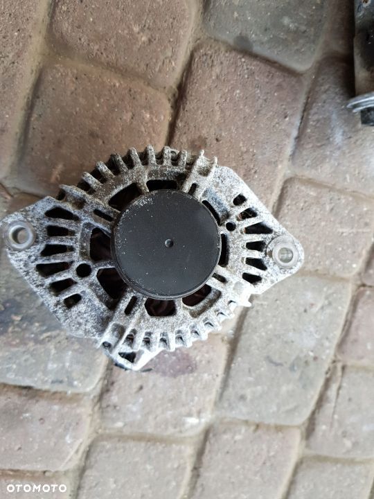 Kia Sorento II 2.4 Alternator 37300-2G500 - 4