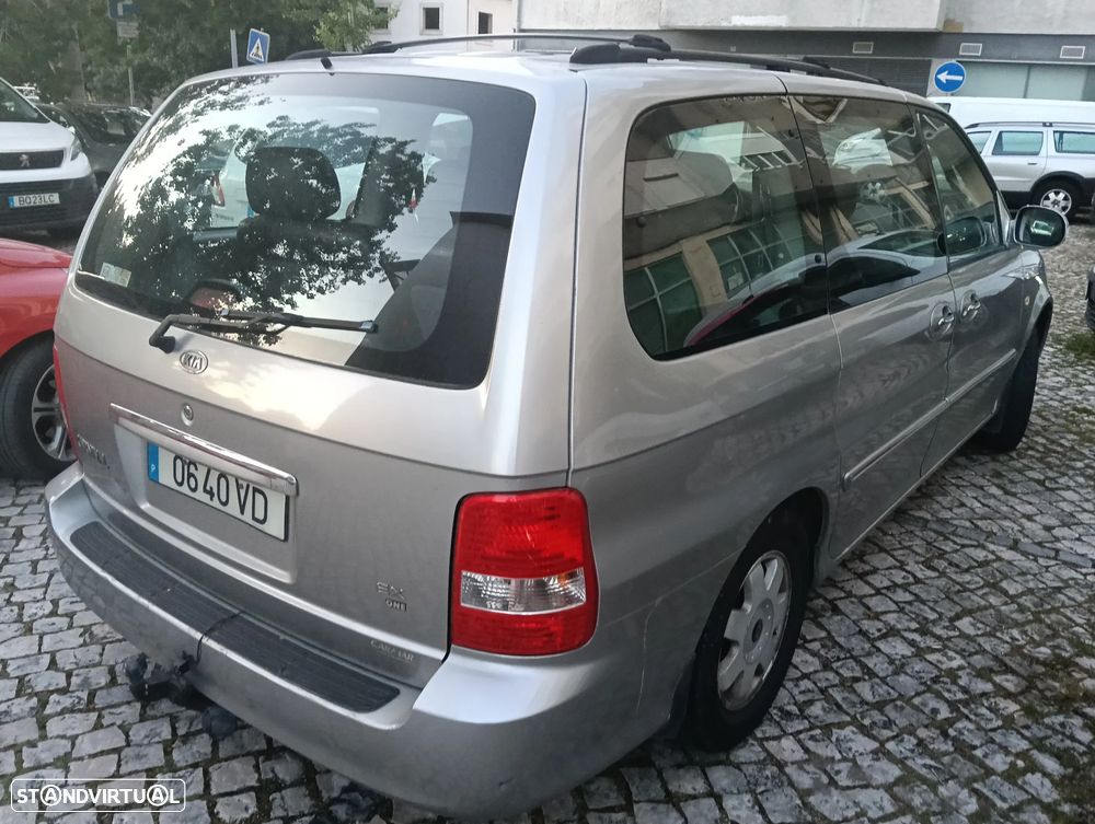 Kia Carnival 2.9 CRDi EX Top - 9