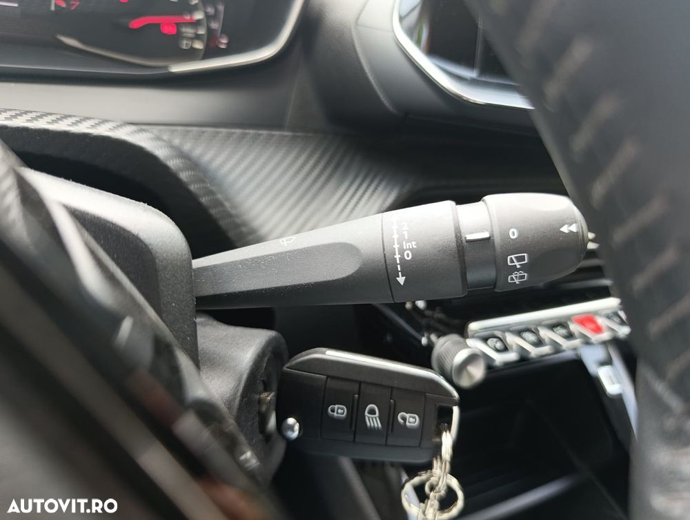 Peugeot 208 1.2 L PureTech STT Active Pack - 20