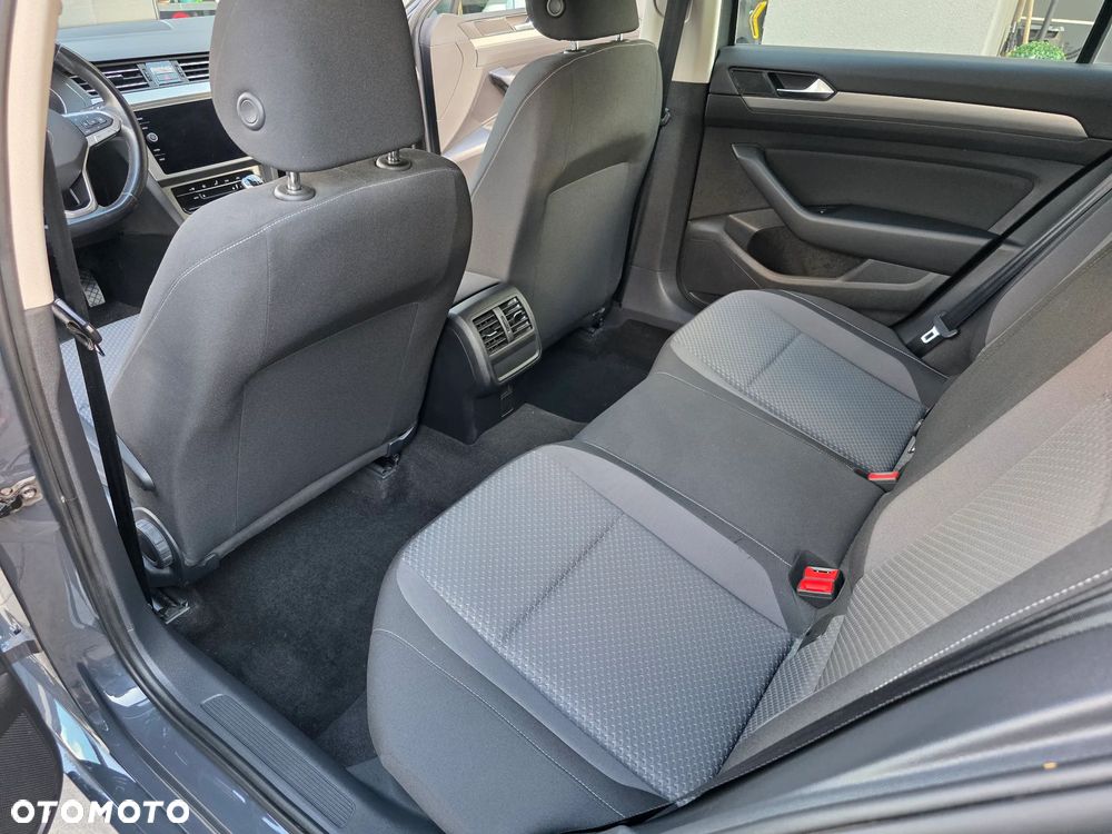 Volkswagen Passat 2.0 TDI EVO Essence - 14