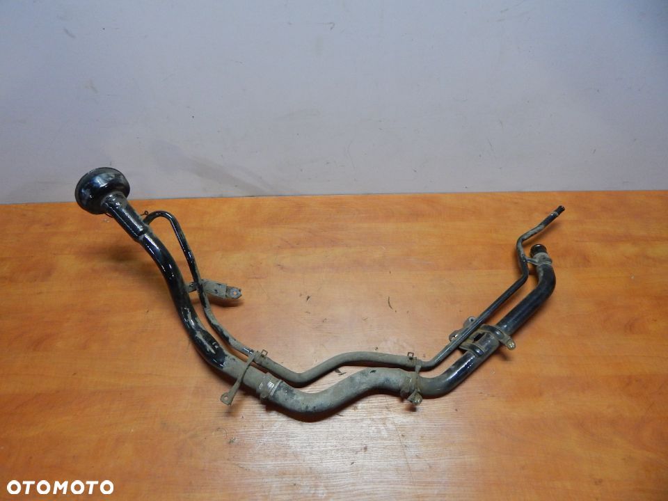 Wlew rura paliwa Nissan Pathfinder R51 Navara D40 05-12 2.5 dci Łuków części - 1