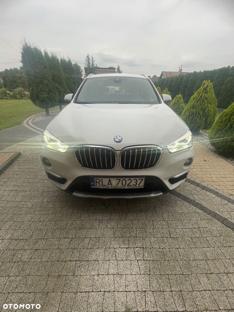 BMW X1 sDrive18d xLine - 12