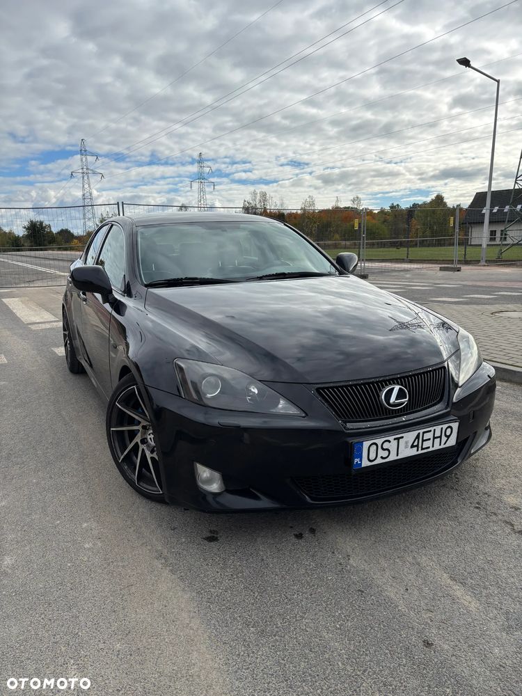 Lexus IS 220 D Prestige - 9