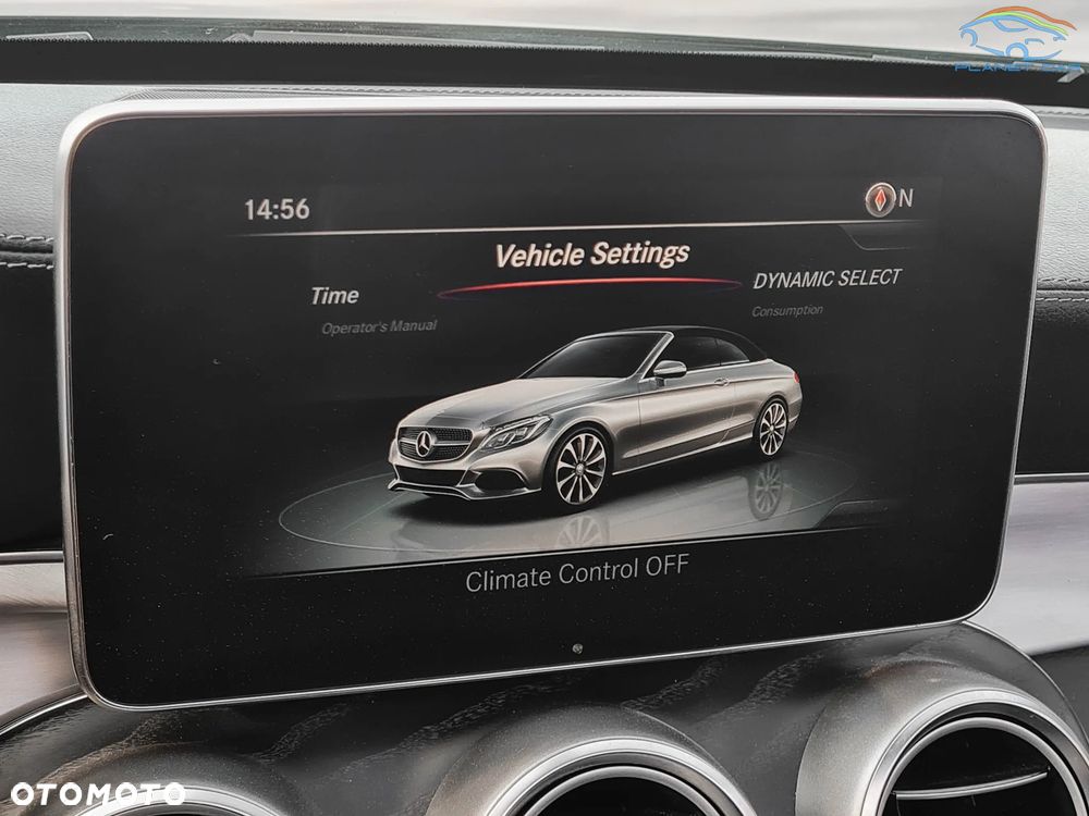 Mercedes-Benz Klasa C 300 4Matic 9G-TRONIC AMG Line - 32