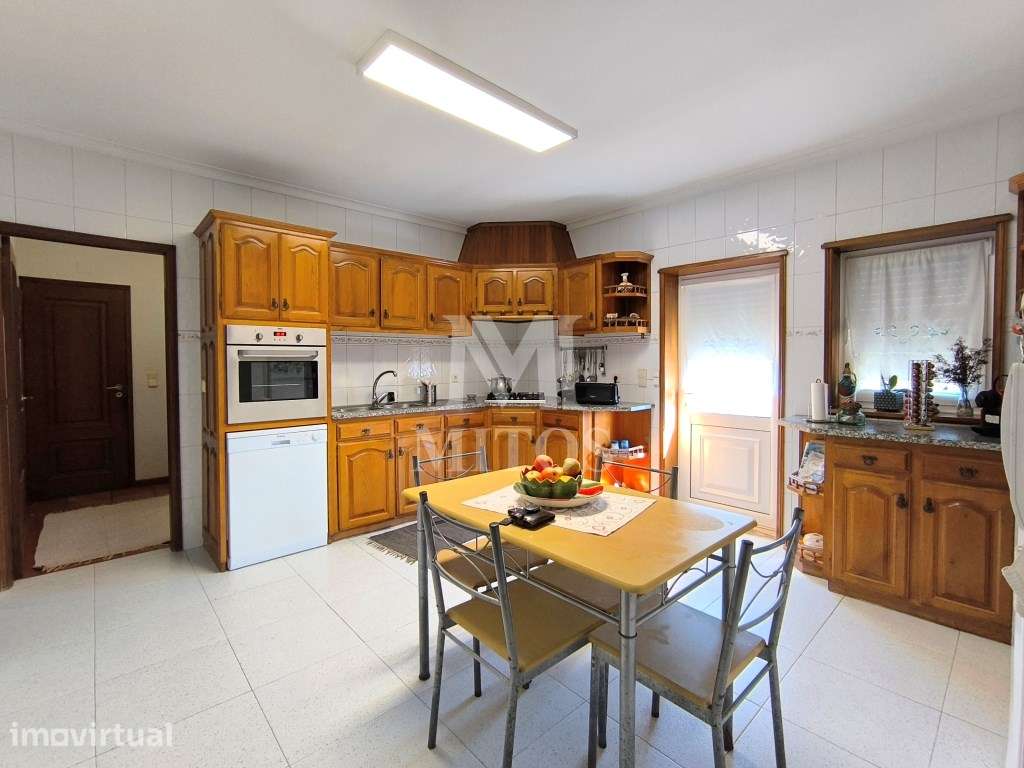 Moradia isolada com jardim - Santa Marta de Portuzelo - Grande imagem: 3/19