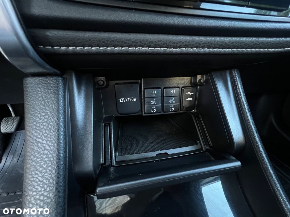 Toyota Auris 1.6 Premium - 14