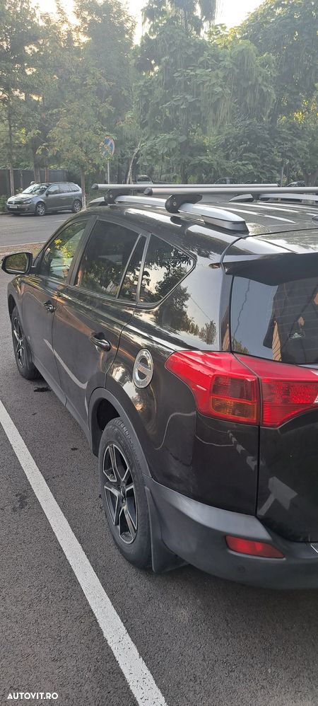 Toyota RAV4 2.0 D-4D 2WD Comfort - 4