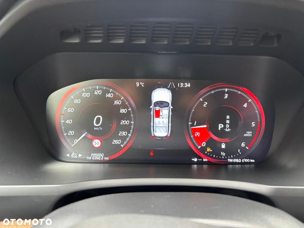 Volvo XC 90 - 16