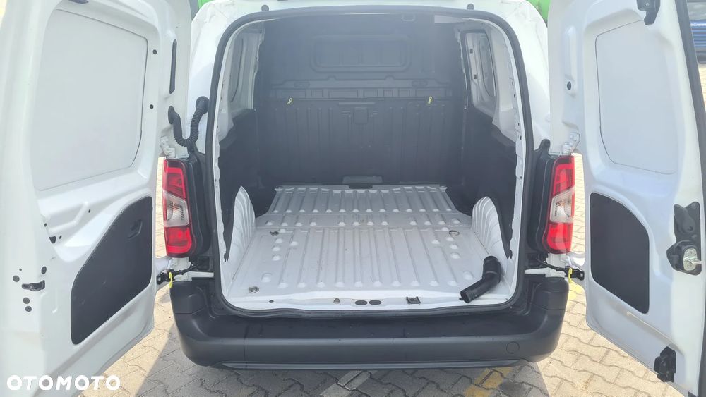 Peugeot Partner - 10