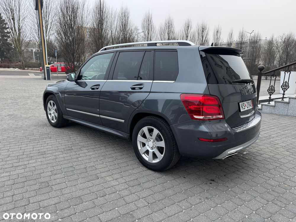 Mercedes-Benz GLK 220 CDI (BlueEFFICIENCY) - 12