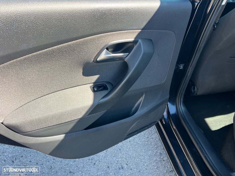 VW Polo 1.2 TSi Street - 23